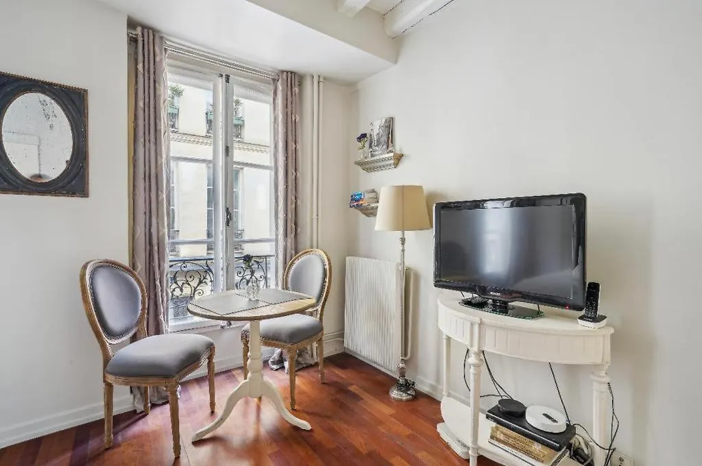 Studio Cosy Musee Du Louvre - Paris 7 - 2P - Flat-Guest شقة